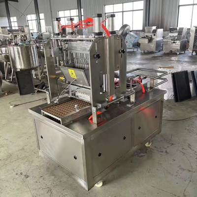 Máquina de produção automática de vitaminas, gomas e doces com alta produtividade