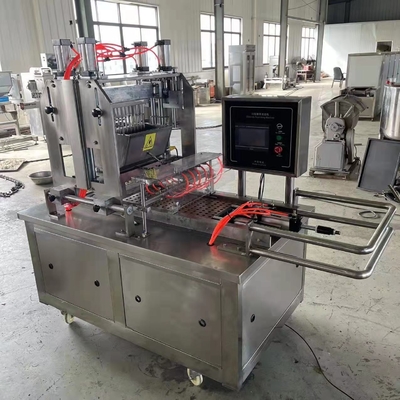 Máquina automática de produção de vitaminas doces de goma de 20 a 50 kg Capacidade CE aprovada